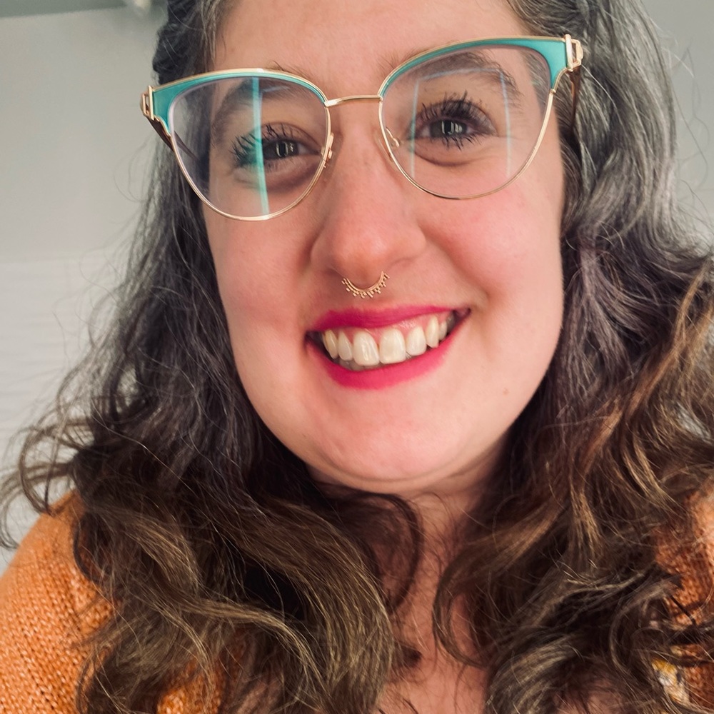 Meet your Posher, Courtney